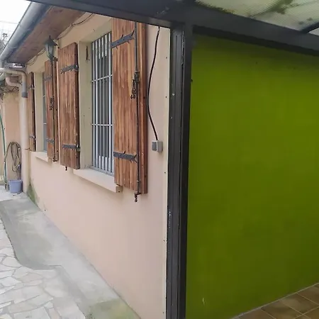 Apartament Studio Independant Proche De Toutes Commodites