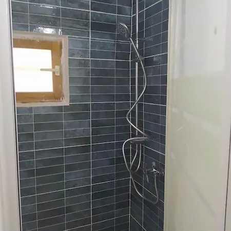 Apartament Studio Independant Proche De Toutes Commodites *